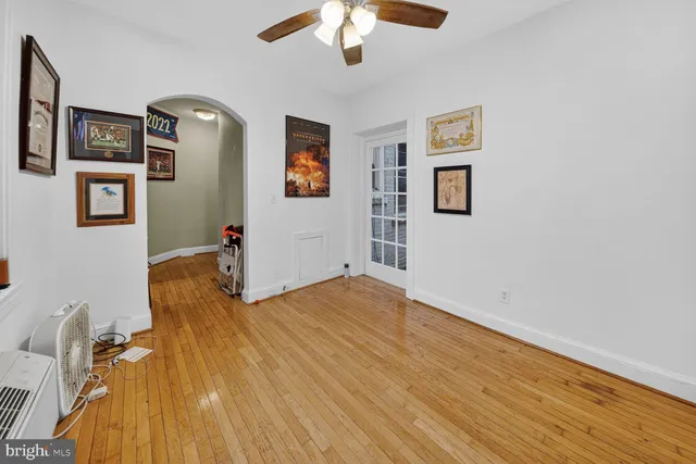 $2,000 | 3520 W Place Northwest, Unit 103, Washington, DC 20007