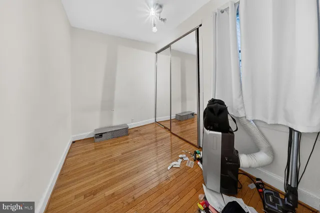 $2,000 | 3520 W Place Northwest, Unit 103, Washington, DC 20007