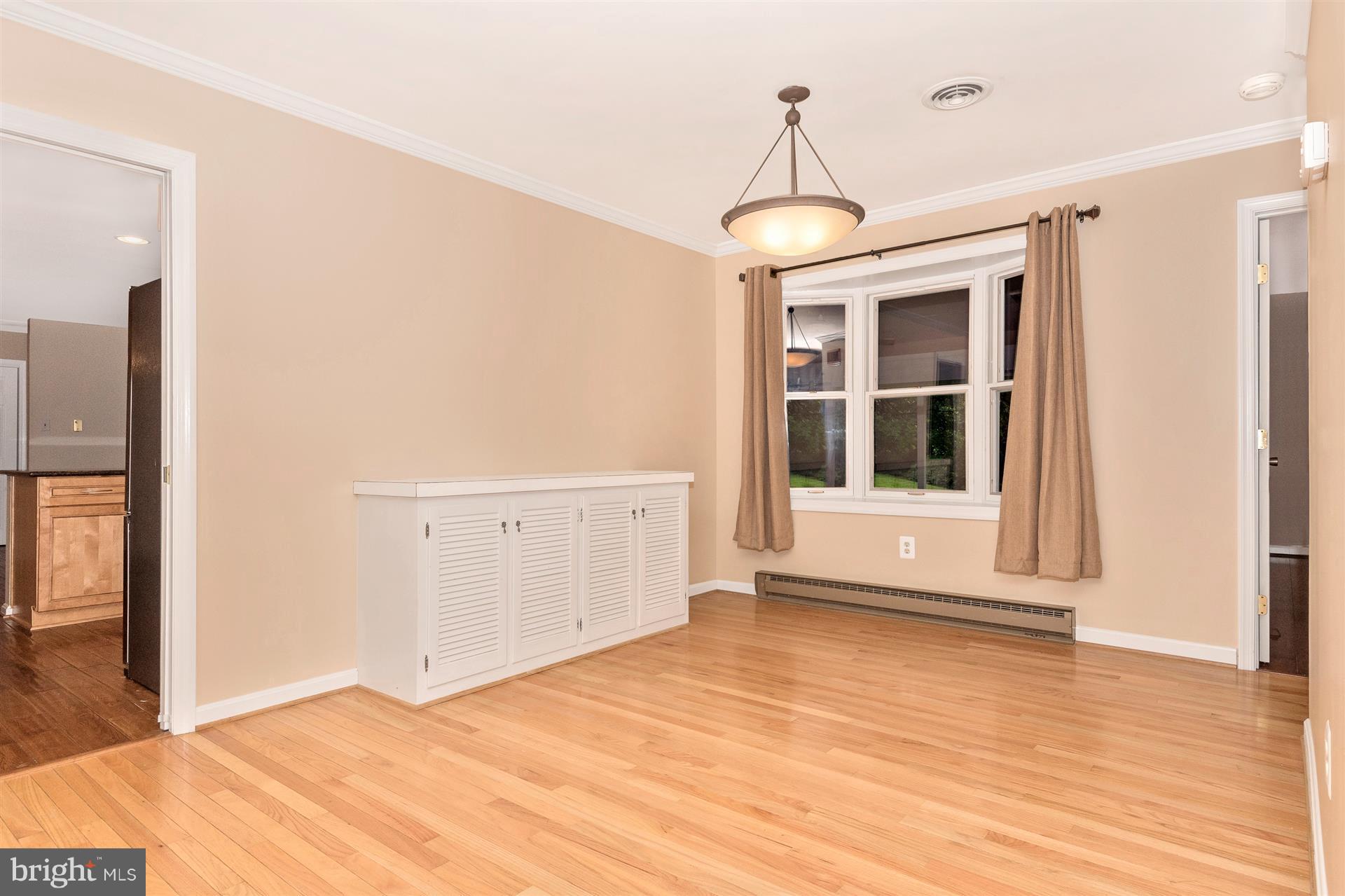 8134 Mountain Laurel Road Boonsboro, MD 21713 - Photo 10 of 27 Dining Room
