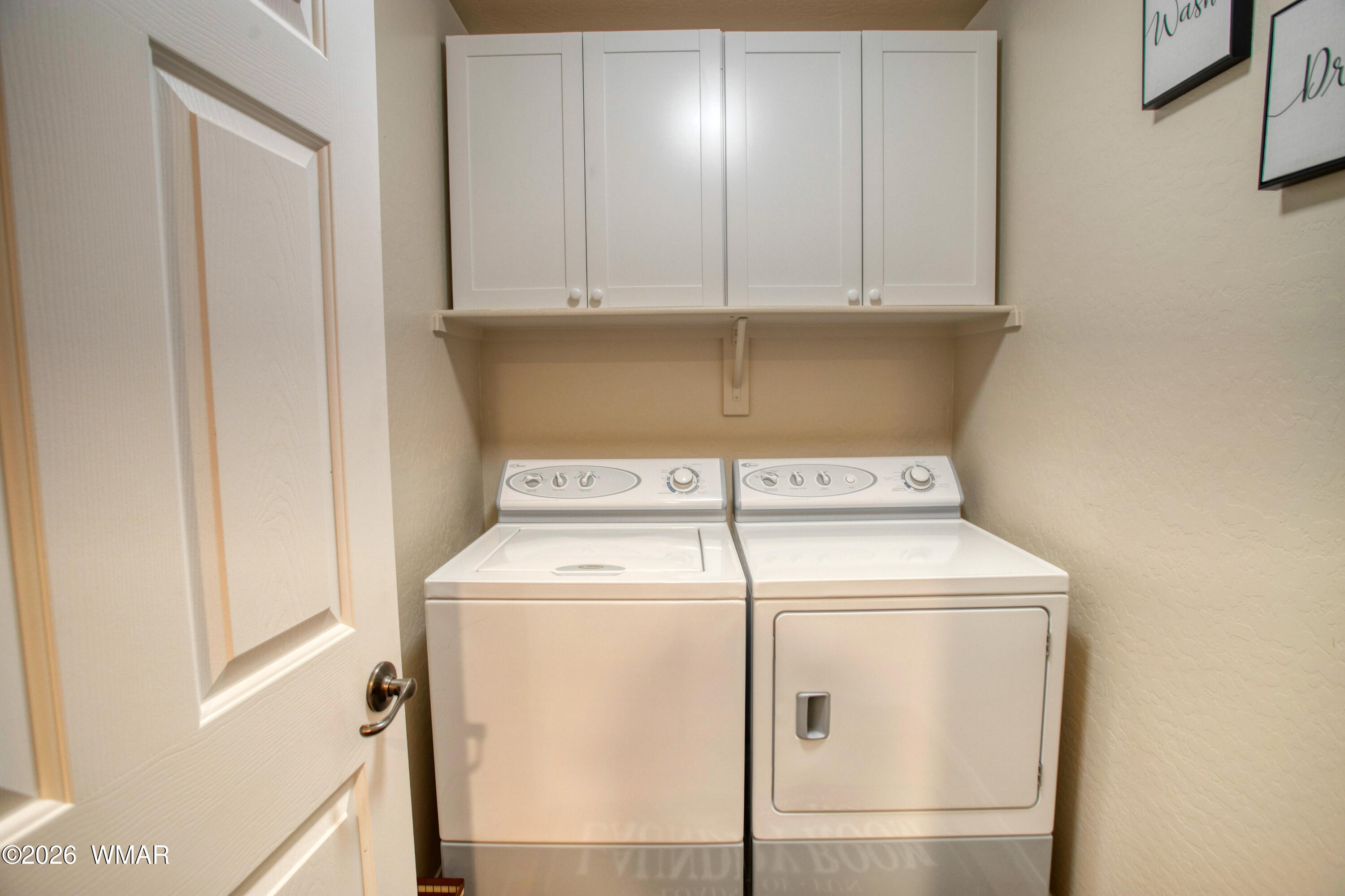 3005 Timber Line Road Pinetop, AZ 85935 - Photo 24 of 34 Laundry storage