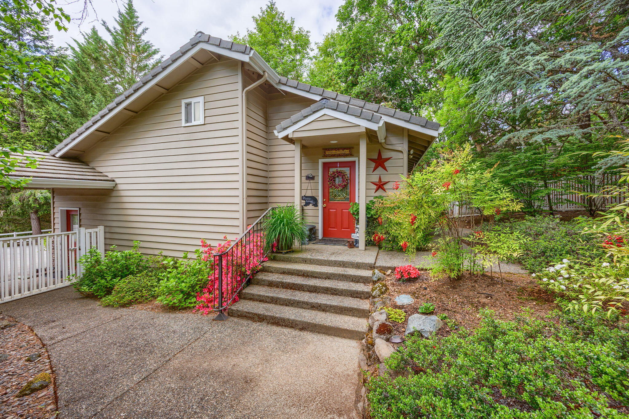 191 Spring Mountain Road Grants Pass, OR 97526 - Photo 50 of 89 Guest House