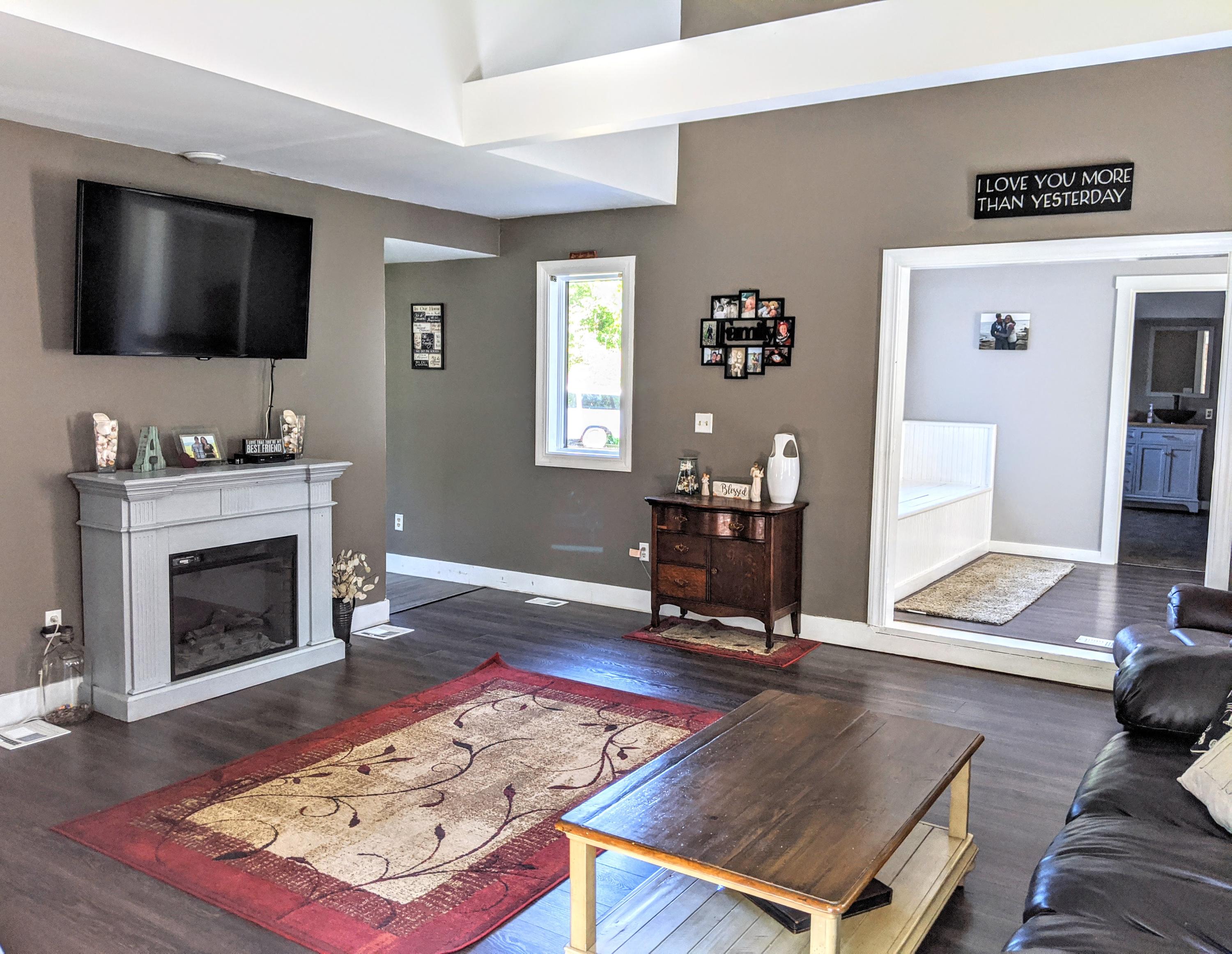 24 Dunbar Road Thomaston, ME 04861 - Photo 30 of 48 living area
