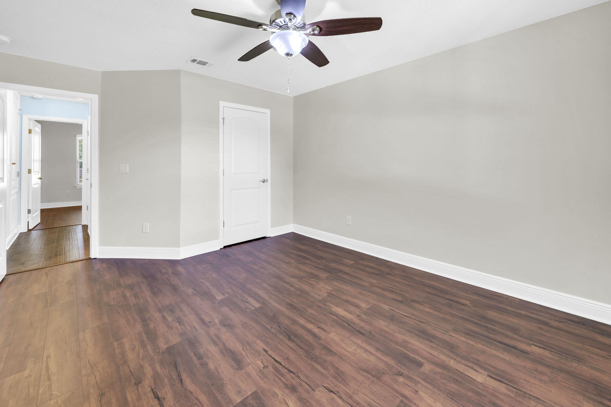 805 Symphony Way Freeport, FL 32439 - Photo 32 of 67 26-web-or-mls-DSC01120