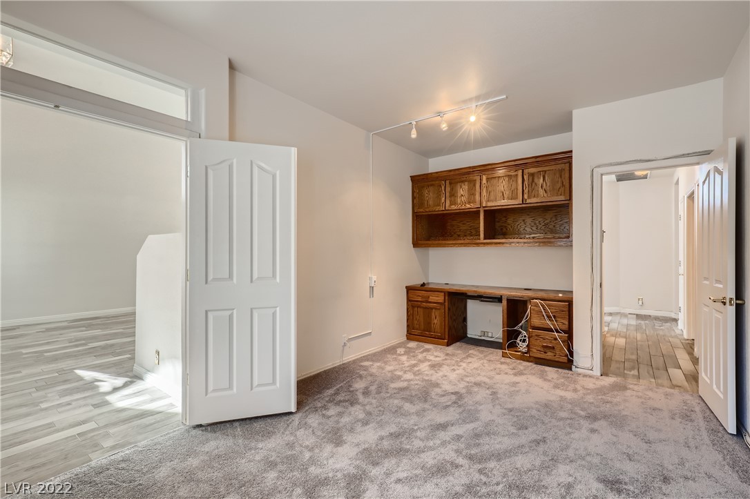 8104 Sky Ridge Road Las Vegas, NV 89128 - Photo 21 of 47