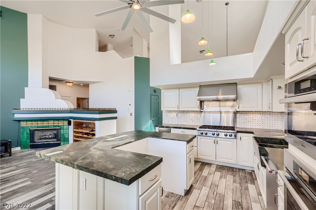 8104 Sky Ridge Road Las Vegas, NV 89128 - Photo 8 of 47