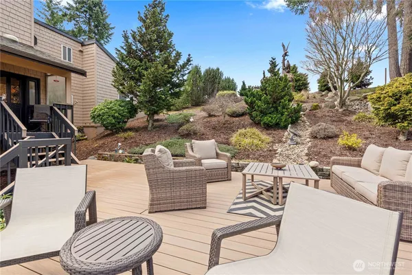 $1,049,000 | 5412 175th Ave Court East, Lake Tapps, WA 98391