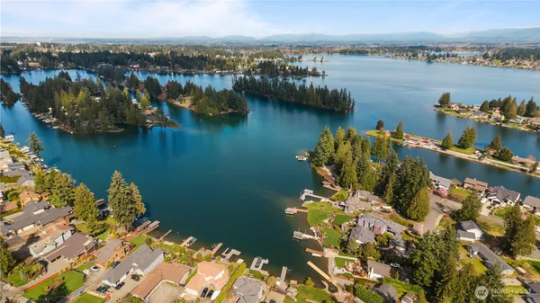 $1,049,000 | 5412 175th Ave Court East, Lake Tapps, WA 98391