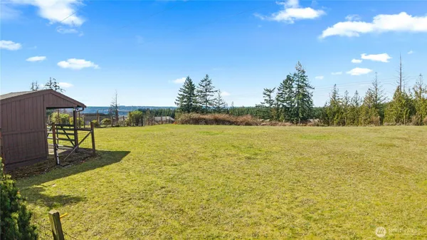 $1,049,000 | 5412 175th Ave Court East, Lake Tapps, WA 98391