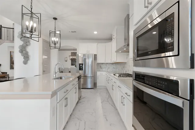 $699,000 | 234 Rio Ranchero Road, Georgetown, TX 78628