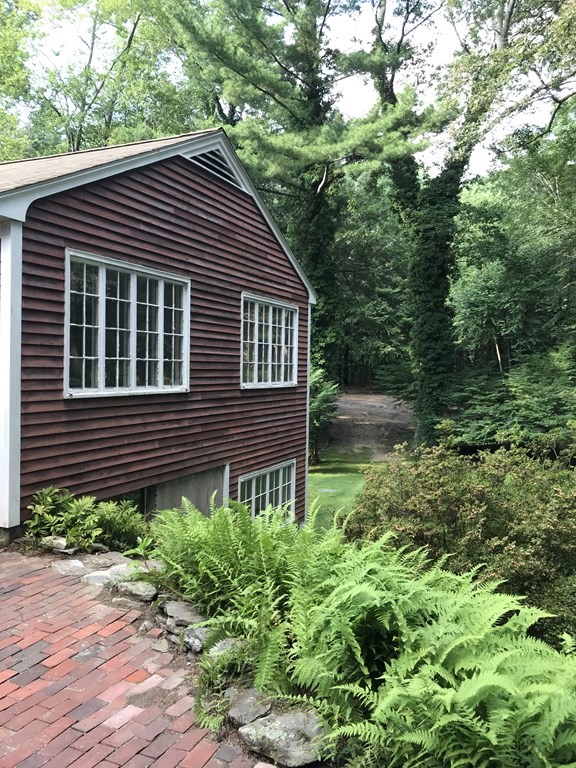 11 Rice Spring Lane Wayland, MA 01778 - Photo 12 of 16 Gallery Image 12