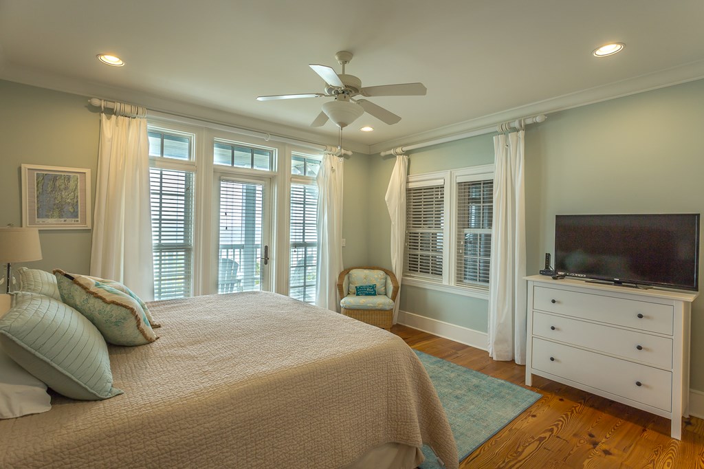 1640 Forsythia Way St. George Island, FL 32328 - Photo 14 of 70