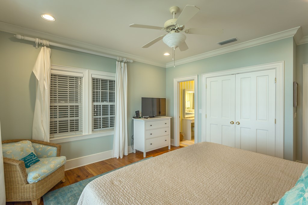 1640 Forsythia Way St. George Island, FL 32328 - Photo 15 of 70