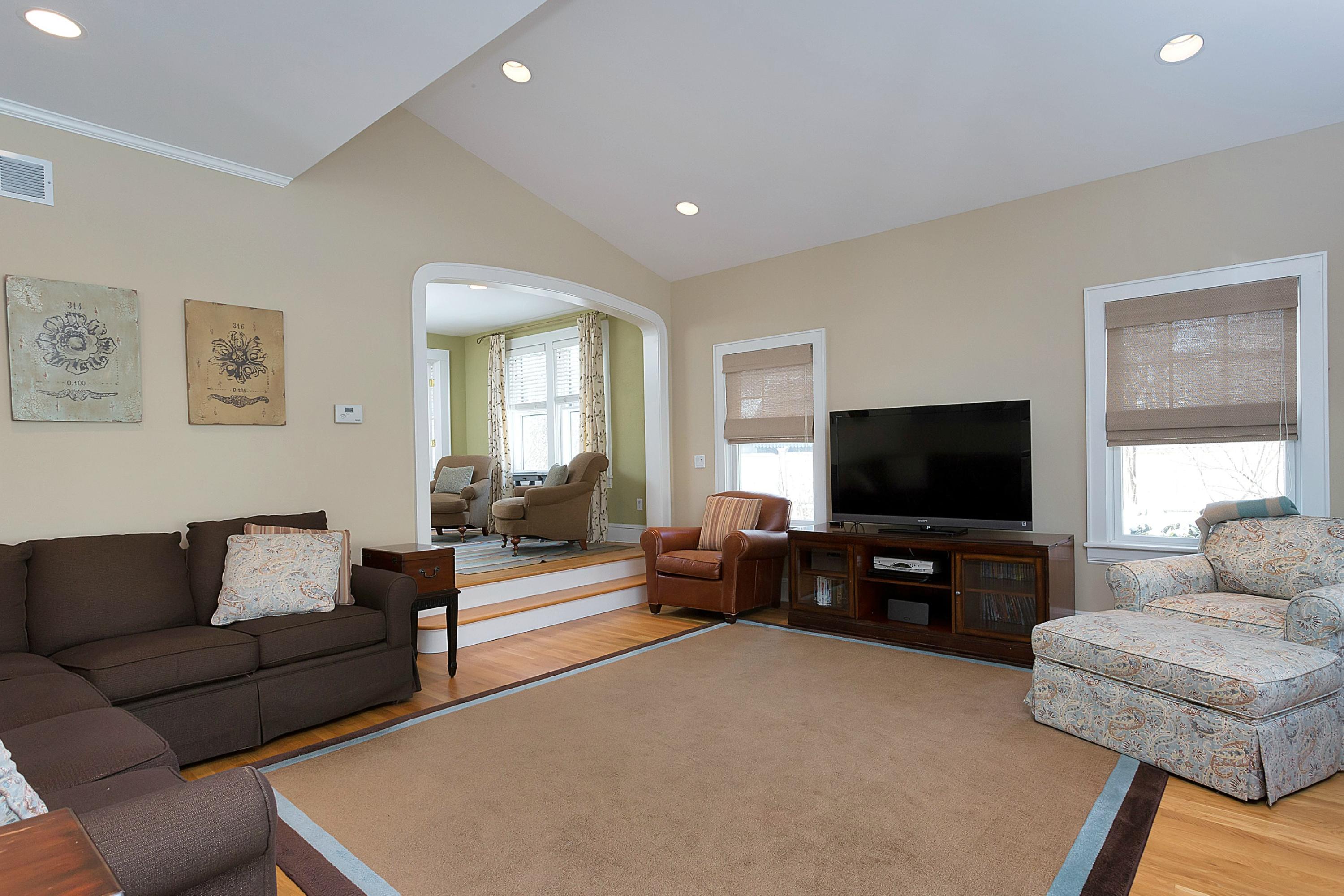 45 Middlesex Road Darien, CT 06820 - Photo 9 of 32 013-190120-_MG_5104_3875477