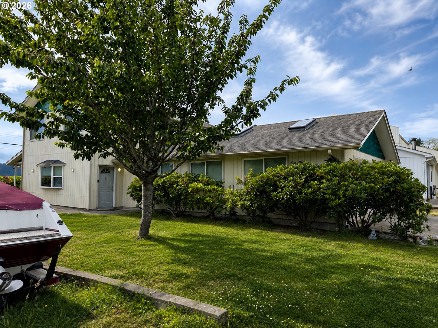 925 Front Street Gardiner, OR 97441 - Photo 23 of 23