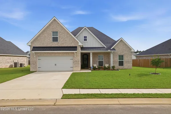 $534,900 | 6710 Maurepas Circle, Ocean Springs, MS 39564