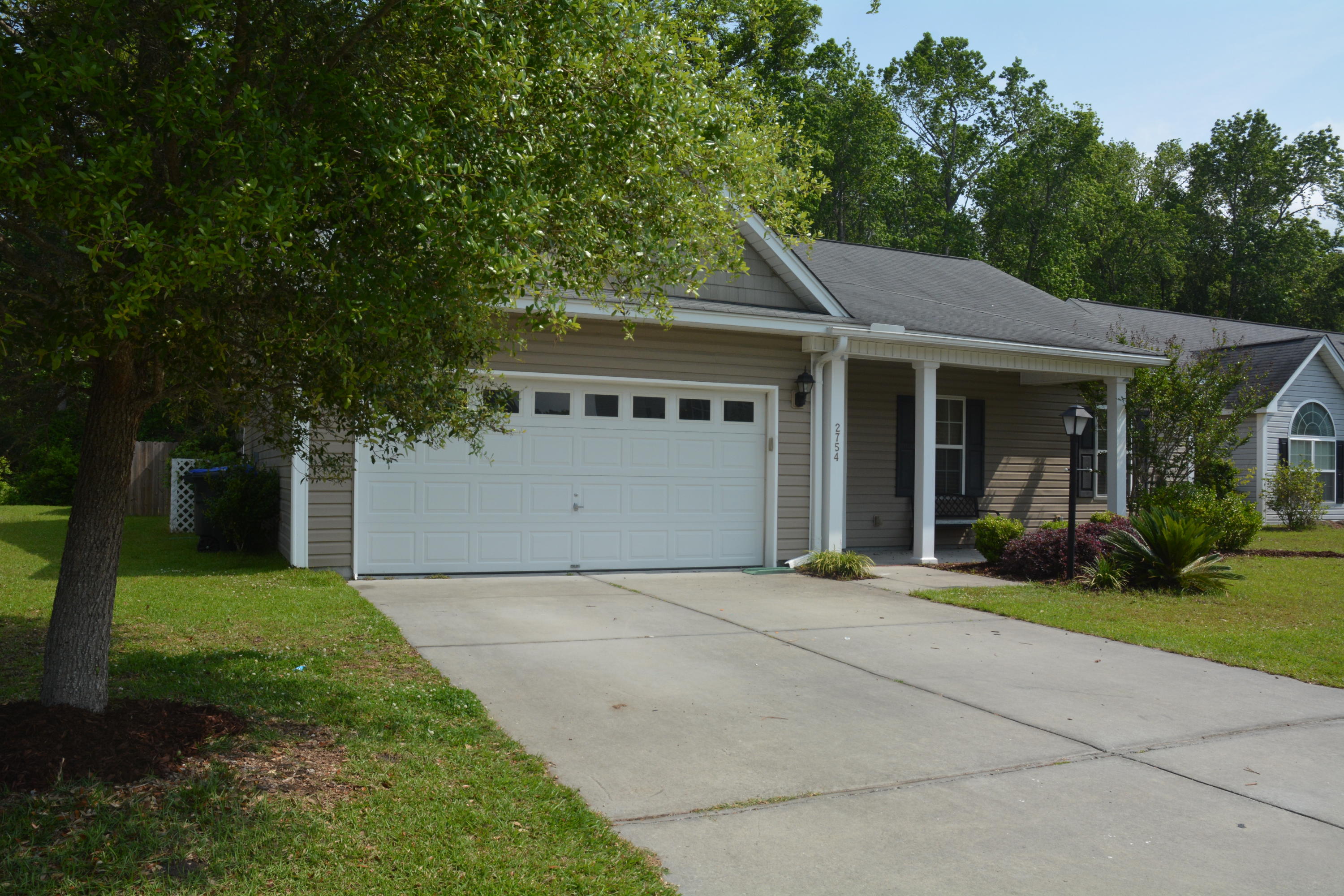 2754 August Road Johns Island, SC 29455 - Photo 2 of 22 DSC_4305