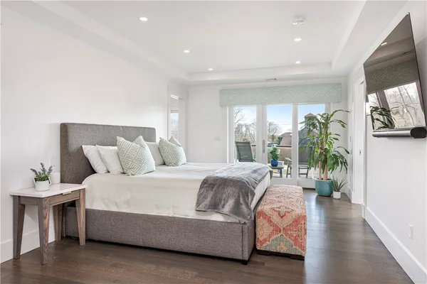 $8,250,000 | 592 Tuckerman Avenue, Middletown, RI 02842