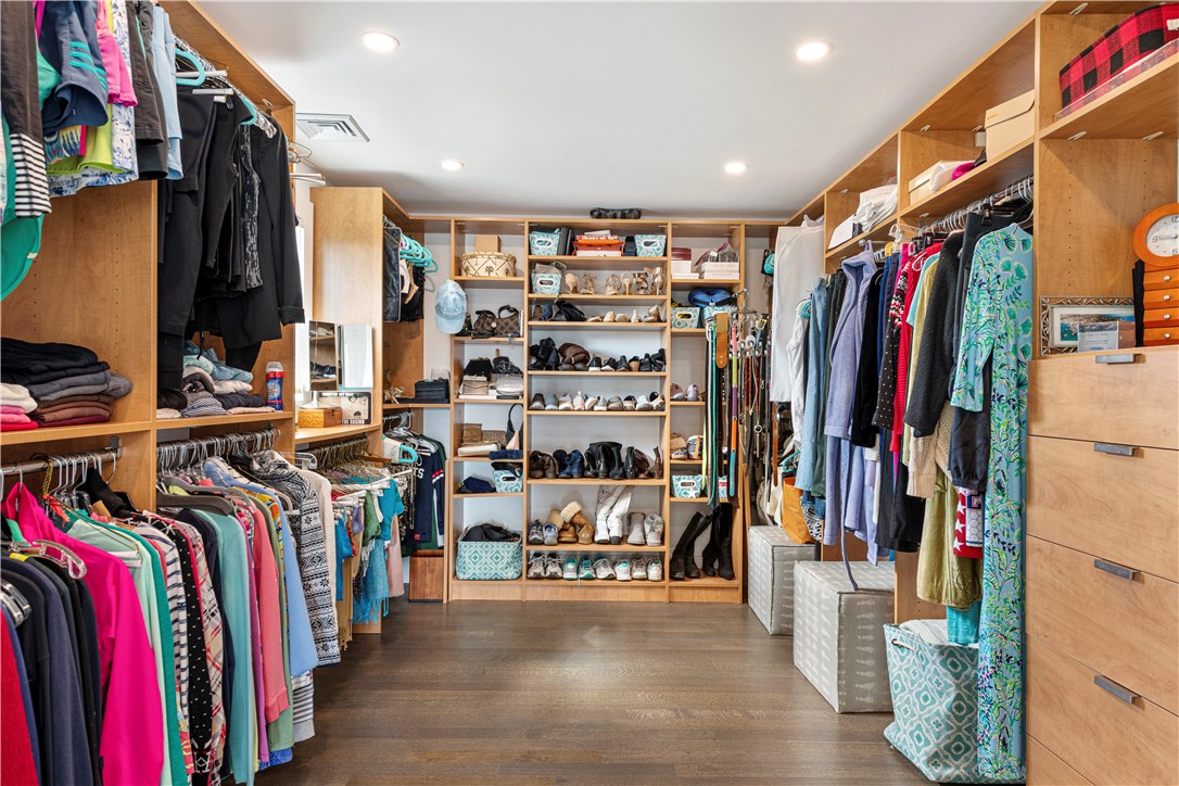 592 Tuckerman Avenue Middletown, RI 02842 - Photo 24 of 50 Second primary bedroom walk in closet.