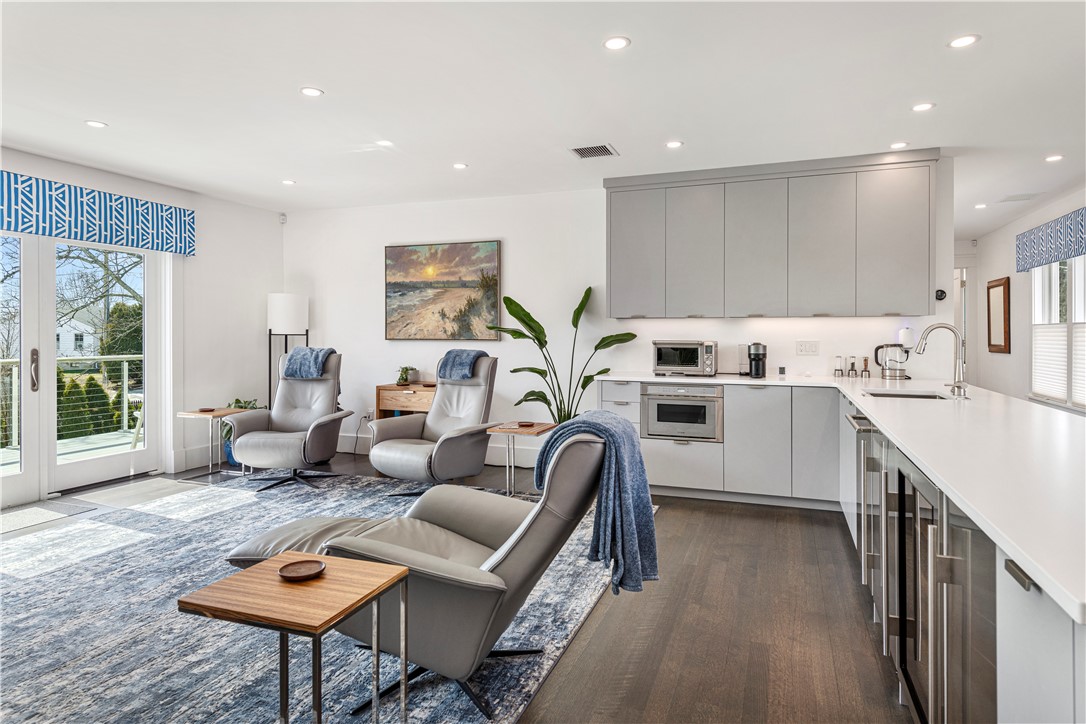 592 Tuckerman Avenue Middletown, RI 02842 - Photo 26 of 50 Second floor living area.