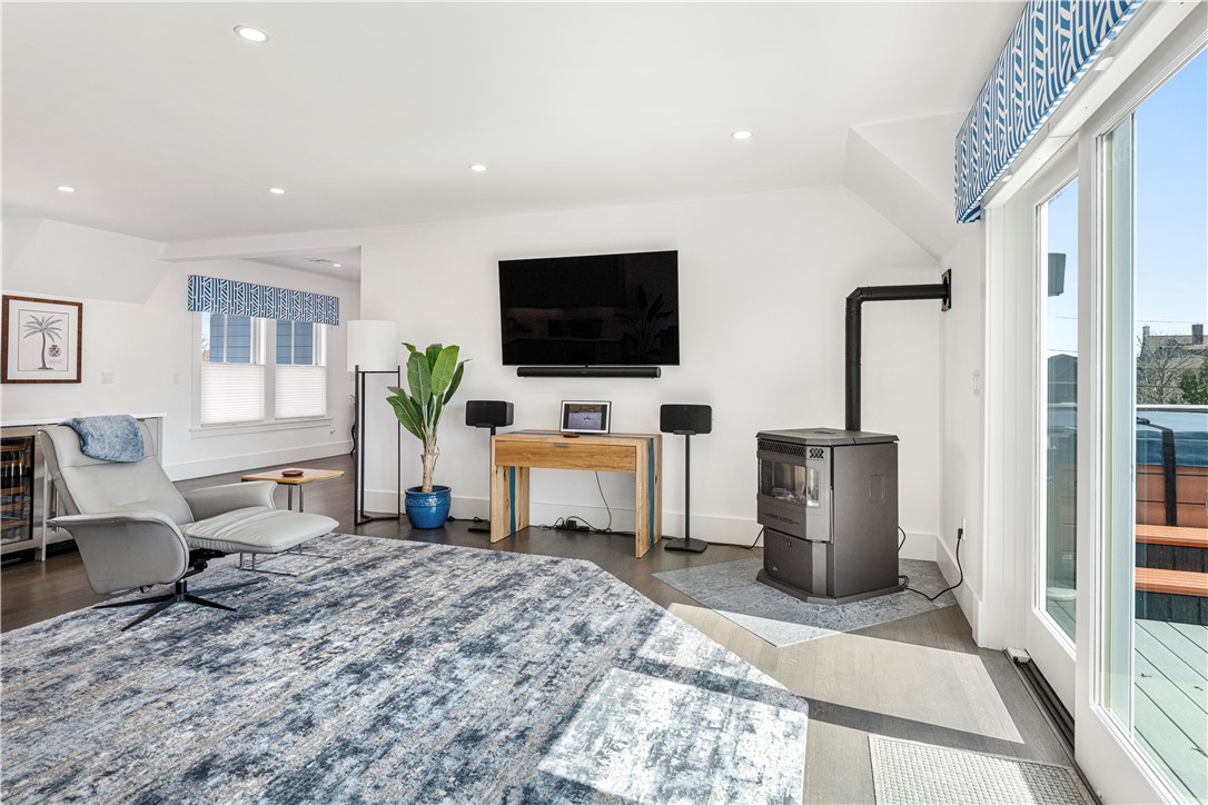 592 Tuckerman Avenue Middletown, RI 02842 - Photo 27 of 50