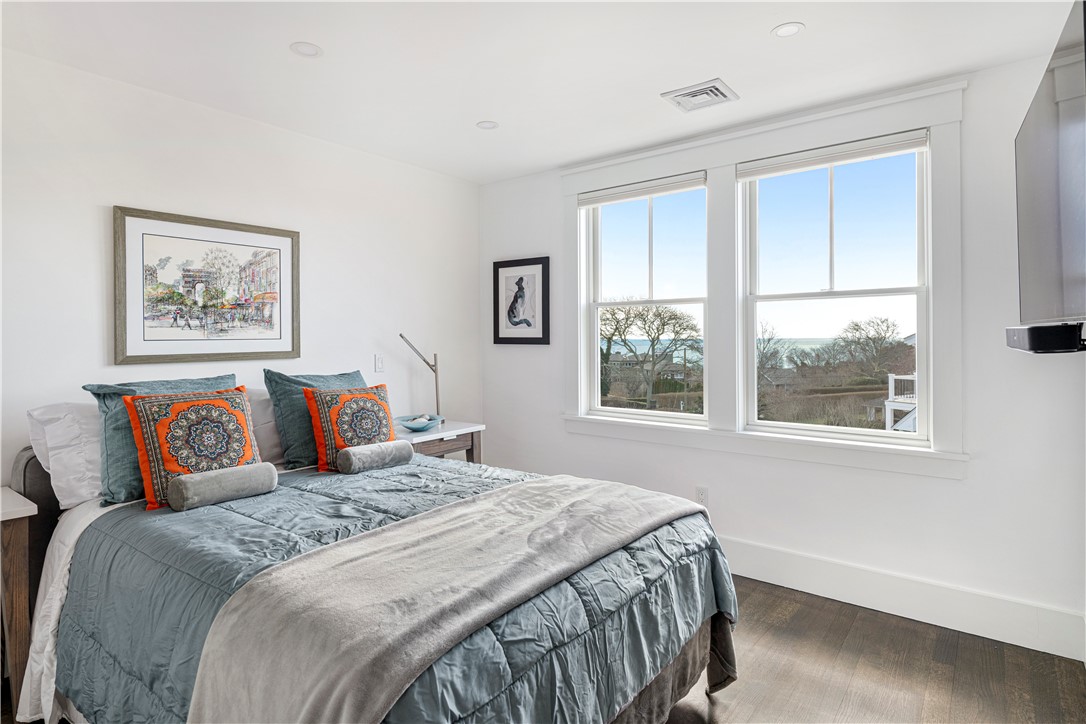 592 Tuckerman Avenue Middletown, RI 02842 - Photo 39 of 50 Guest bedroom