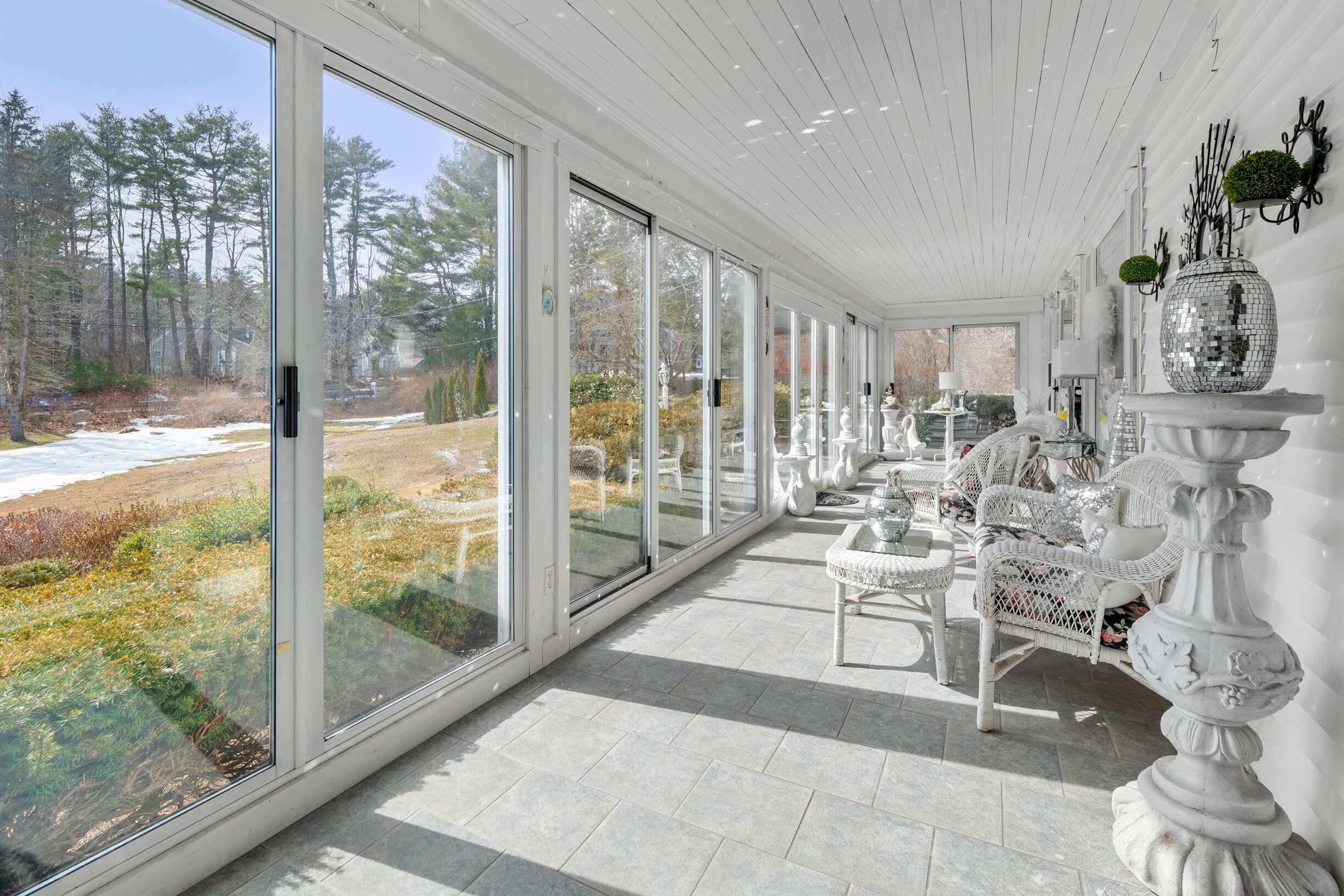 46 Cape Neddick Road York, ME 03909 - Photo 6 of 29 Solarium
