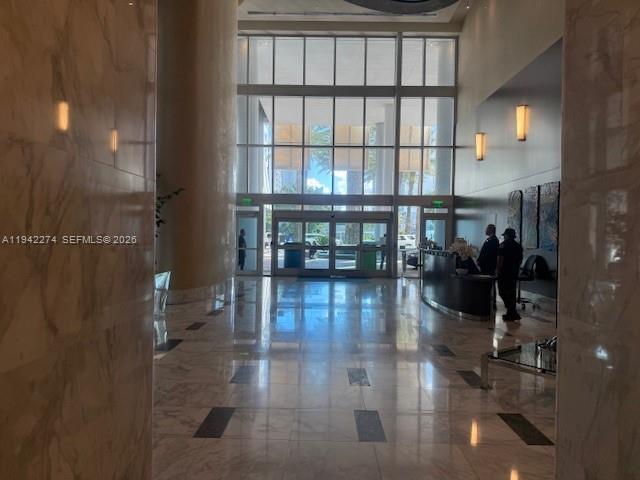 185 Southwest 7th Street, Unit 1502 Miami, FL 33130 - Photo 3 of 6