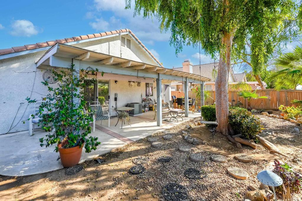 27321 Prominence Road Menifee, CA 92586 - Photo 12 of 28