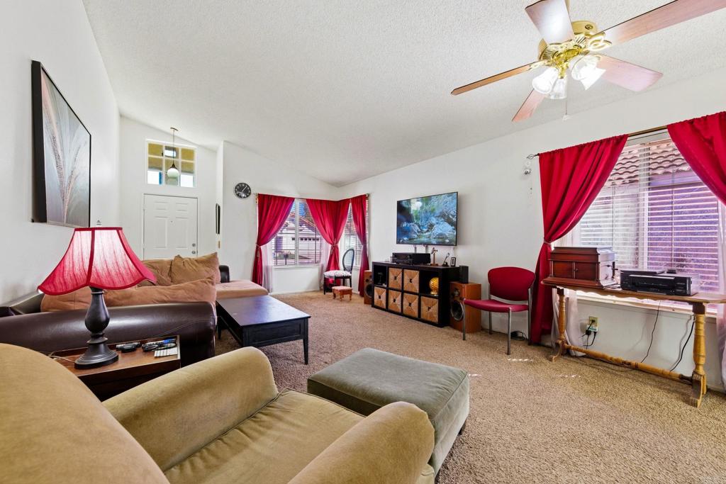 27321 Prominence Road Menifee, CA 92586 - Photo 9 of 28