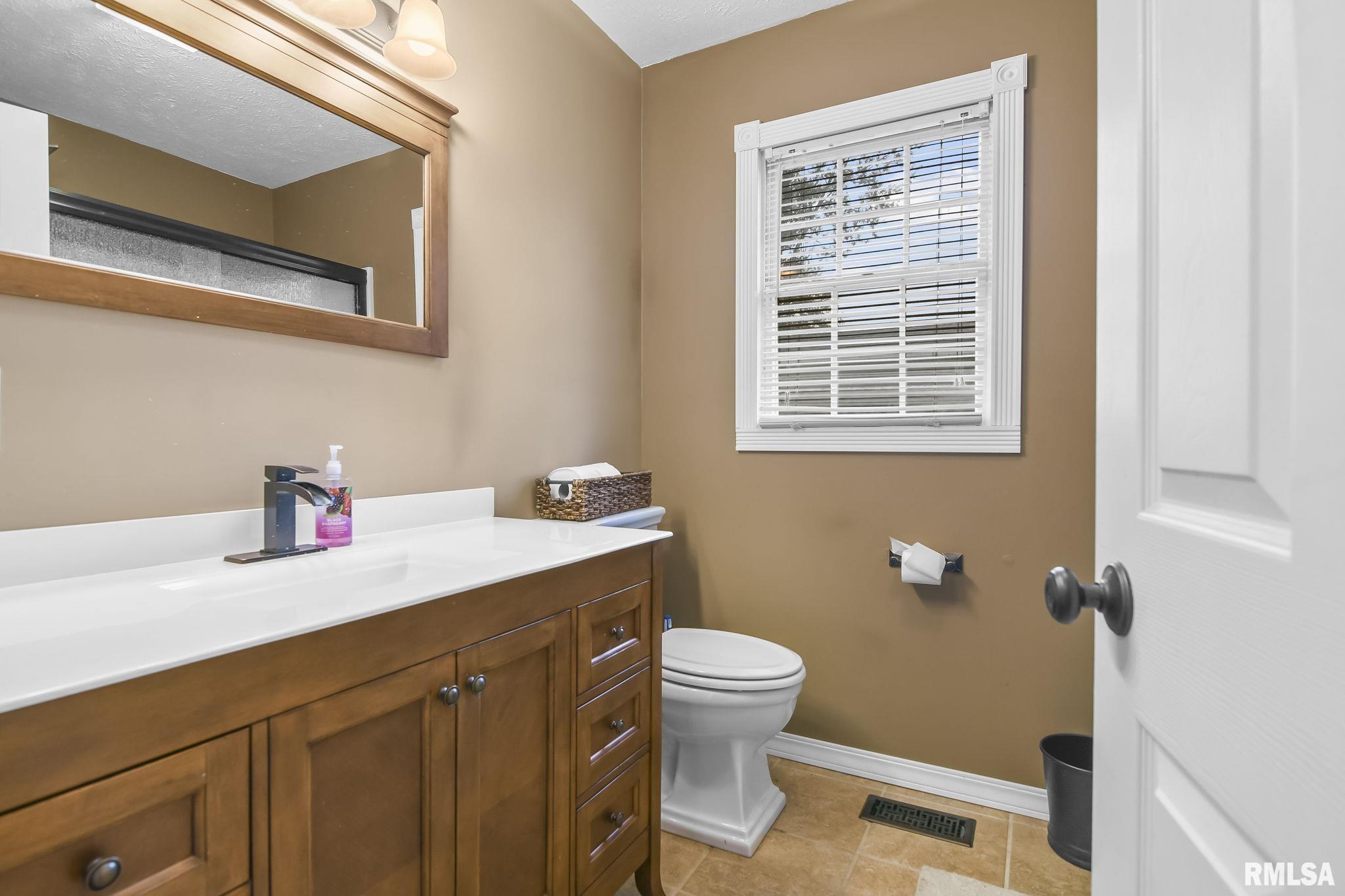 1517 North 28th Street Springfield, IL 62702 - Photo 18 of 25