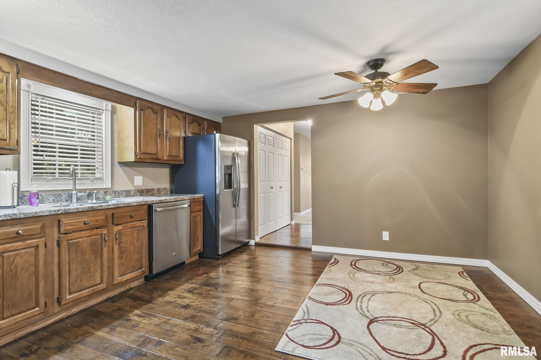 1517 North 28th Street Springfield, IL 62702 - Photo 6 of 25