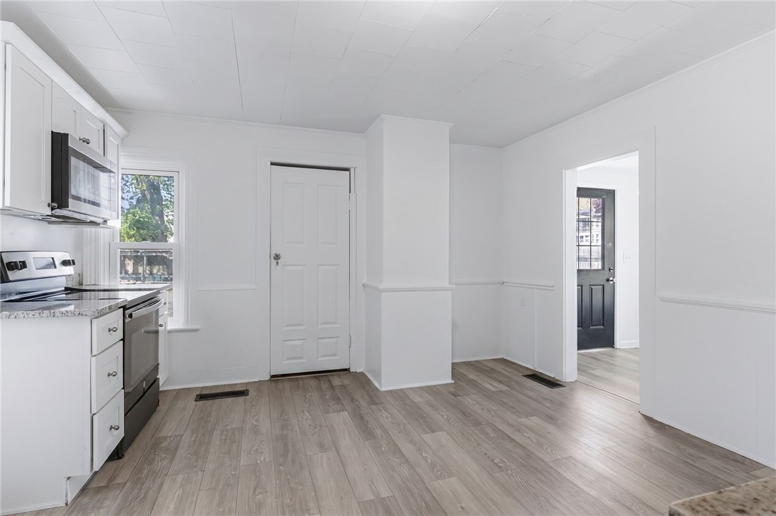 33 Pleasant Street Woonsocket, RI 02895 - Photo 12 of 35