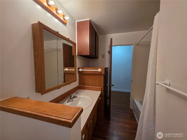 a bathroom with a bathtub