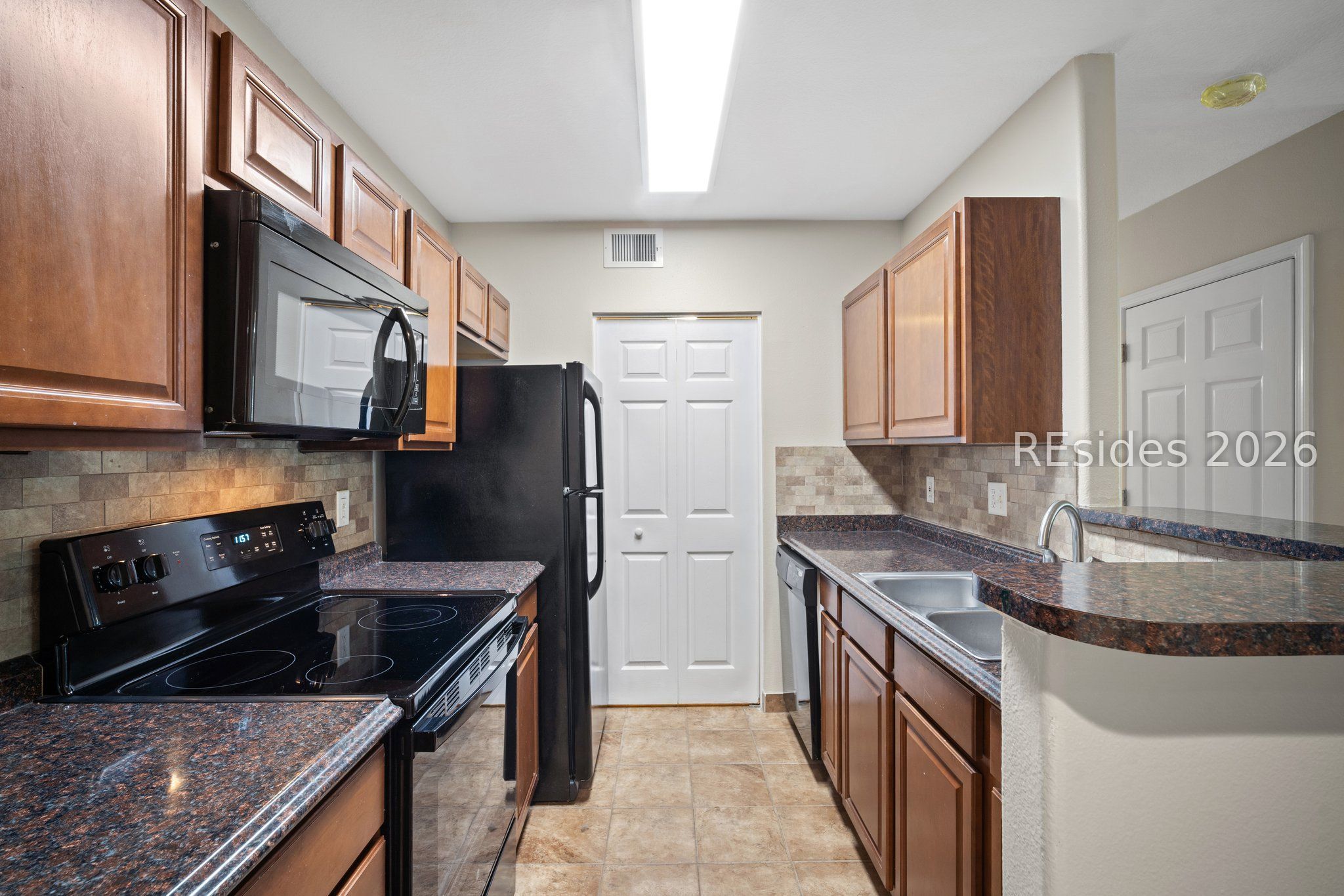 897 Fording Island Road, Unit 310 Bluffton, SC 29910 - Photo 11 of 30 Gallery Image 11