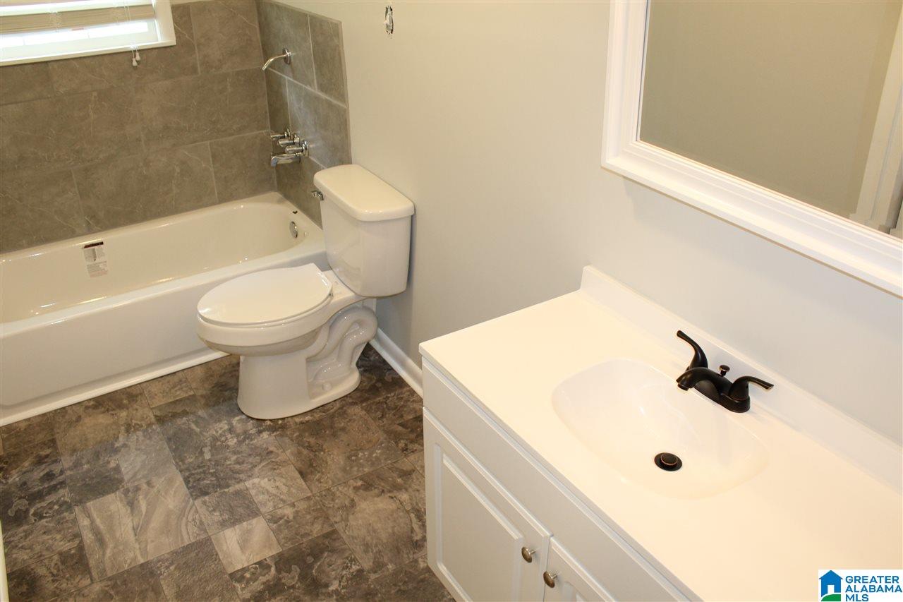 216 Patricia Road Anniston, AL 36206 - Photo 12 of 35