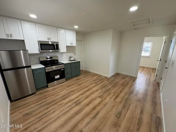 $1,800 | 1281 Hartley Avenue, Unit B, Simi Valley, CA 93065