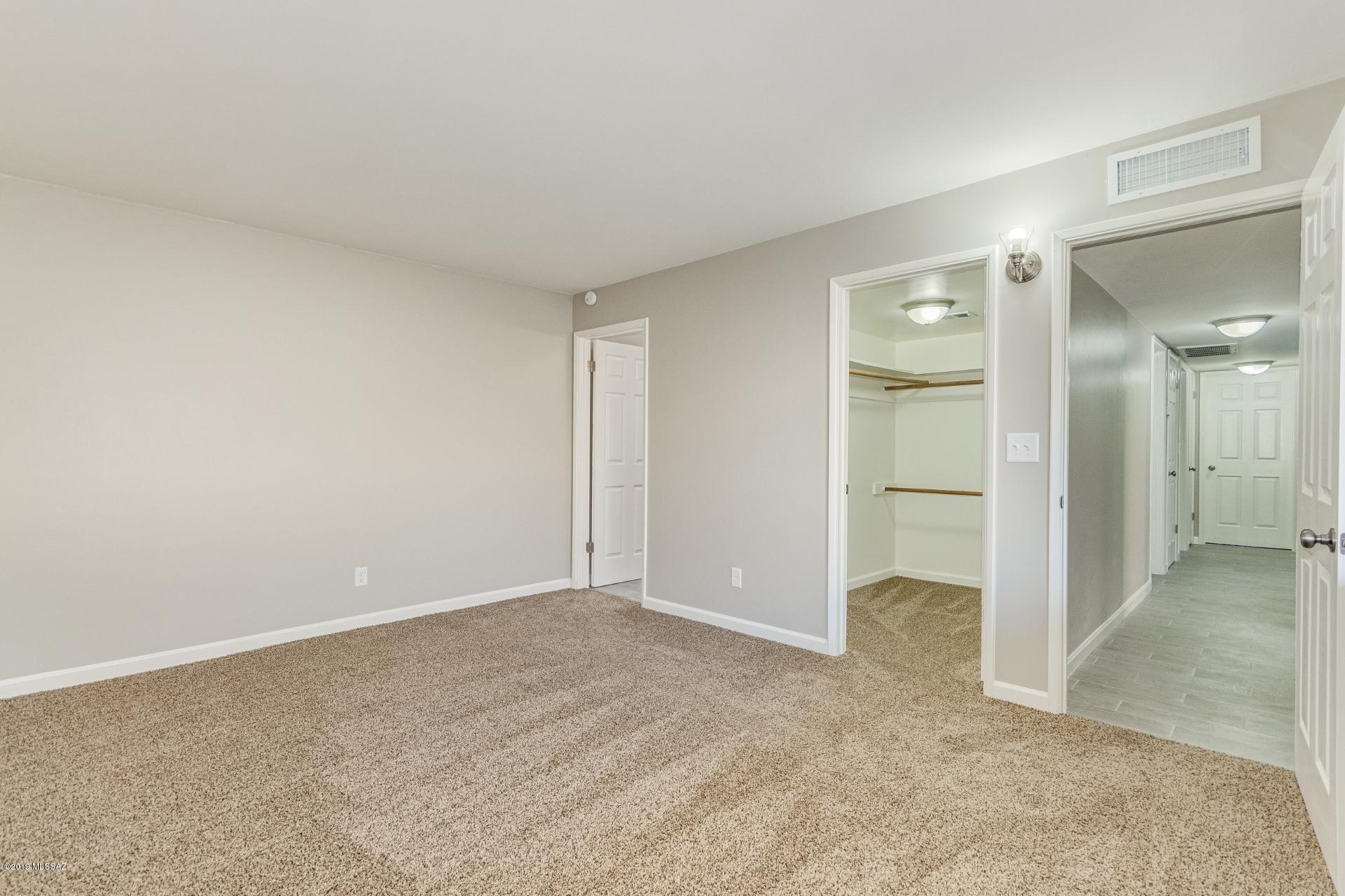 6535 East Golf Links Road Tucson, AZ 85730 - Photo 10 of 20