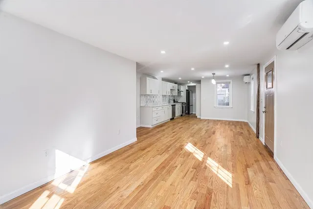 $3,600 | 32 Northey Street, Unit 32, Salem, MA 01970