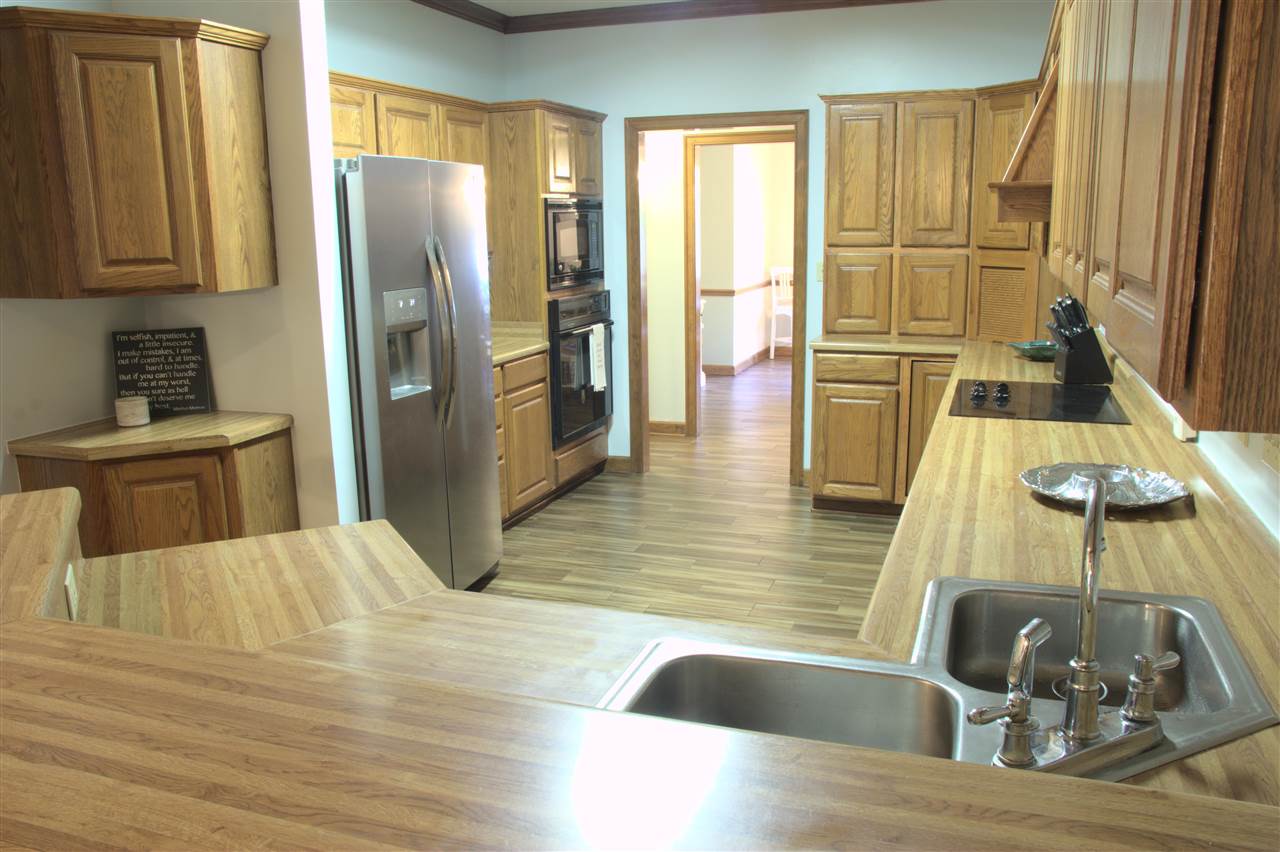 3876 Brunswick Road Bartlett, TN 38133 - Photo 7 of 25 Gallery Image 7