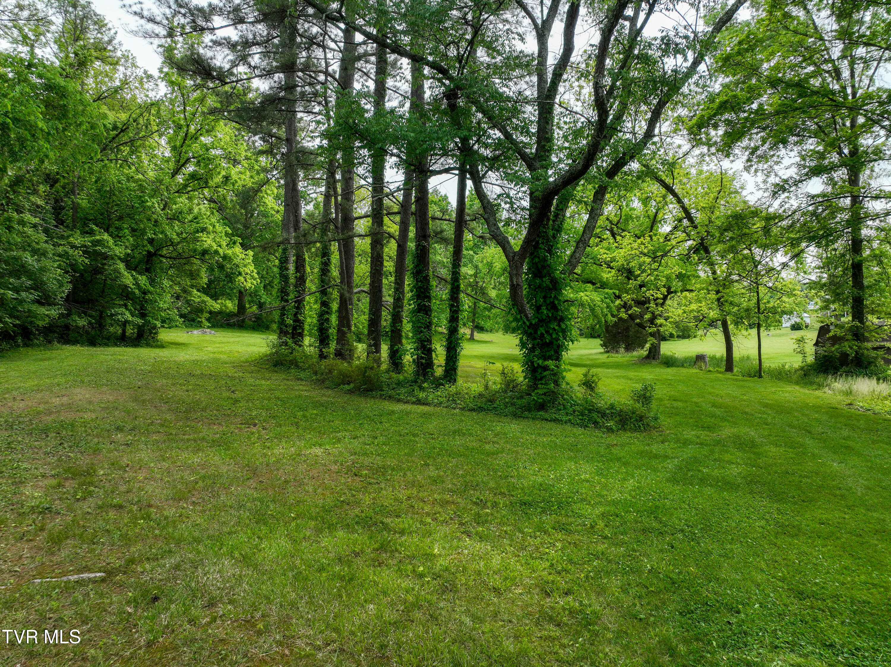 1921 Edens Ridge Road Kingsport, TN 37664 - Photo 46 of 80 1921 Edens Ridge Dr Drone HAGERMAN