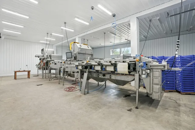 $6,750,000 | 38278 Angels Landing Road North, Ford, WA 99013