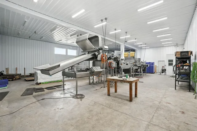 $6,750,000 | 38278 Angels Landing Road North, Ford, WA 99013