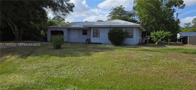 $250,000 | 5036 Tradewinds Circle, LaBelle, FL 33935