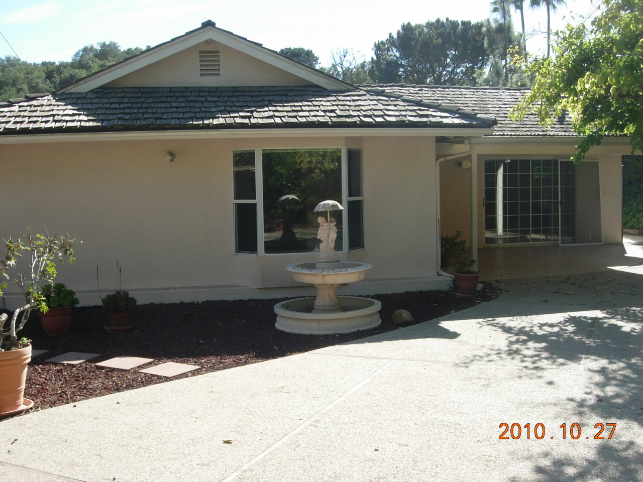 1436 Manitou Road Santa Barbara, CA 93105 - Photo 4 of 4 Back
