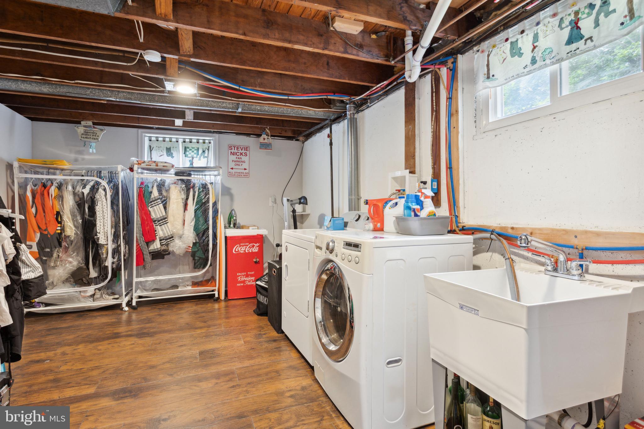 216 Tuscany Road Aston, PA 19014 - Photo 22 of 25 Laundry Room