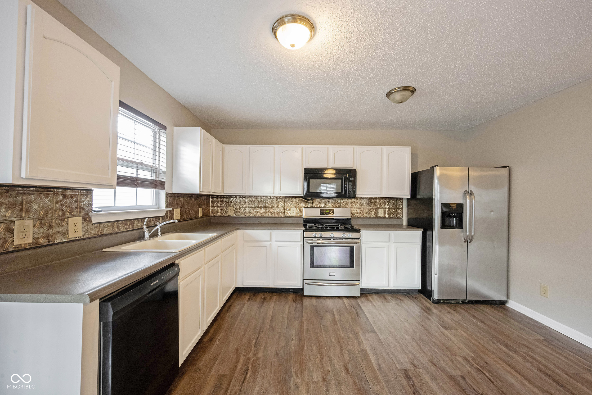 12632 Endurance Drive Fishers, IN 46037 - Photo 6 of 25