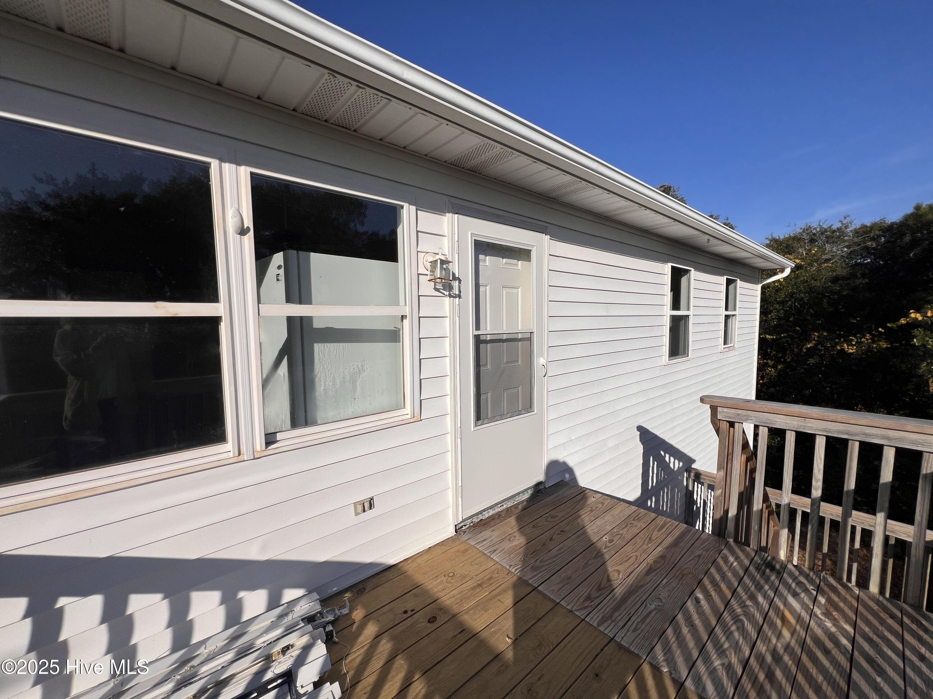 203 West Landing Drive Emerald Isle, NC 28594 - Photo 2 of 12 203 W LAnding Drive, East