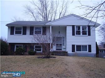 911 Abington Road Cherry Hill, NJ 08034 - Photo 1 of 12 Exterior Front