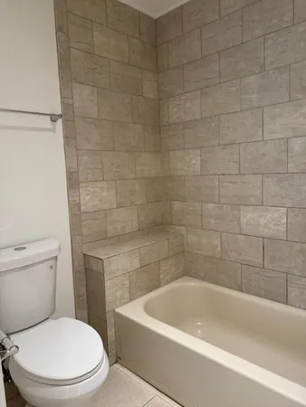 $2,000 | 203 Lakeview Drive East, Royal Palm Beach, FL 33411