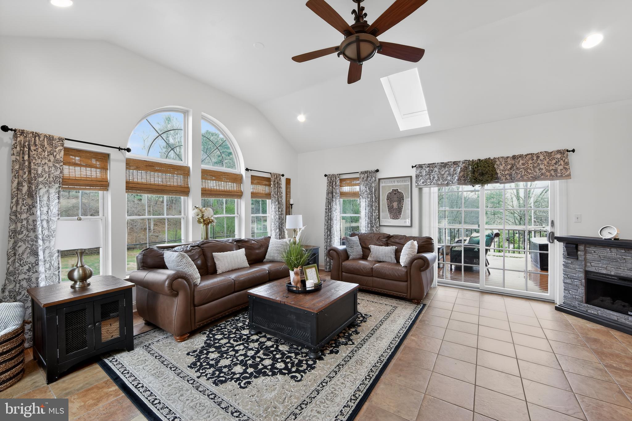 367 Mt Alverno Road Media, PA 19063 - Photo 7 of 127